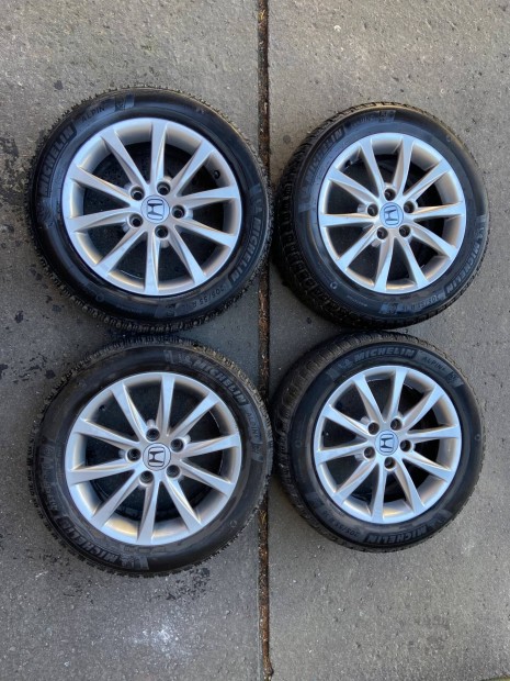 Honda Civic alufelni + premium t�li gumi szett