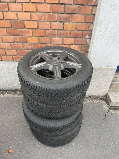 Honda Civic alufelni téligumival