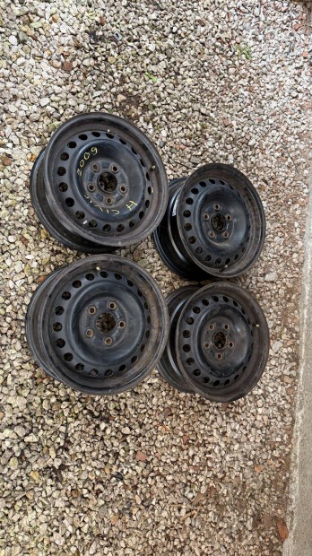 Honda Civic gyári lemezfelni garnitúra. ET45, 5X114,3. 6x15,