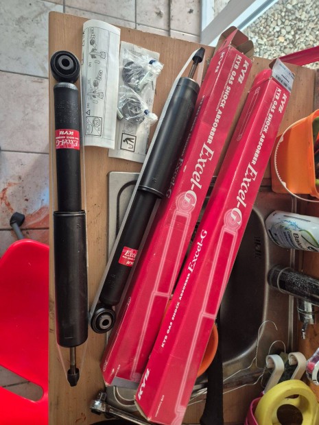 Honda Civic leng�scsillap�t�