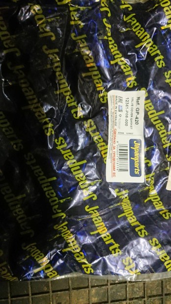 Honda Civic szelepfed�l t�m�t�s