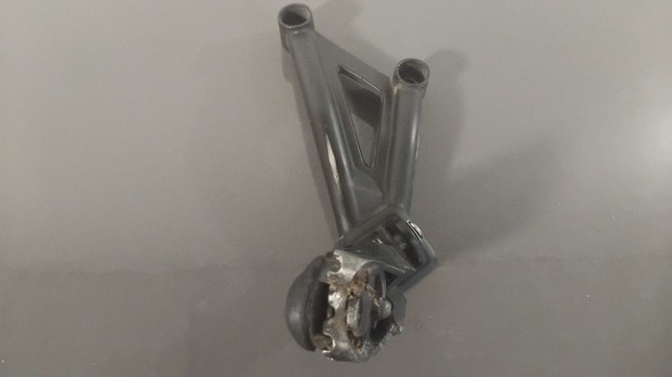 Honda Cmx 500 Rebel Bal első lábtartó konzol