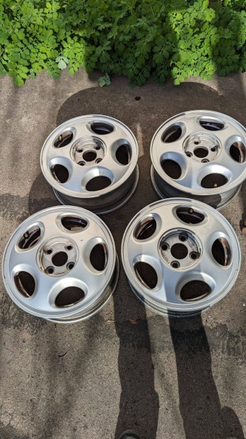 Honda Crx gyri alufelni, 5,5jx14, 4X100, gumi Vredestein 185/60 R14