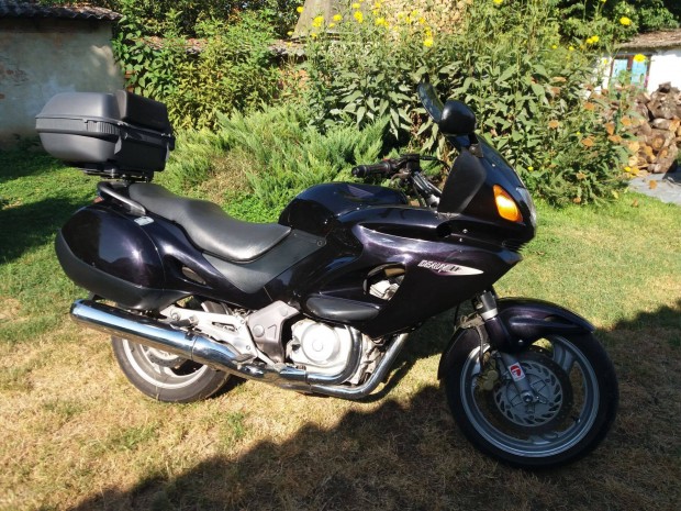 Honda Deauville 650cc