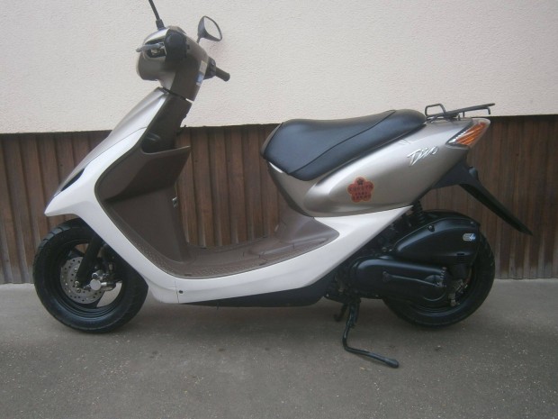 Honda Dio 4 T (START STOP) trcsafkes megkmlt llapot hzhoz is