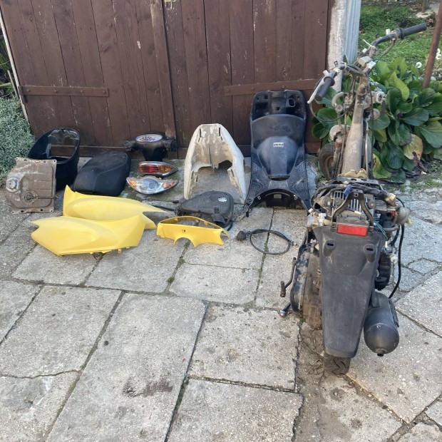 Honda Dio AF56-57 alkatrszek