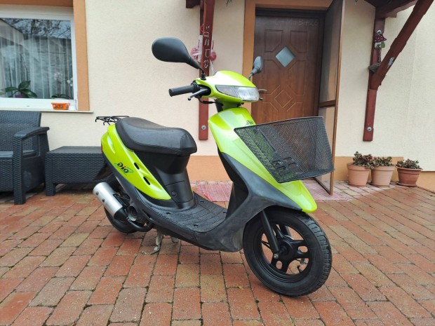 Honda Dio robog�