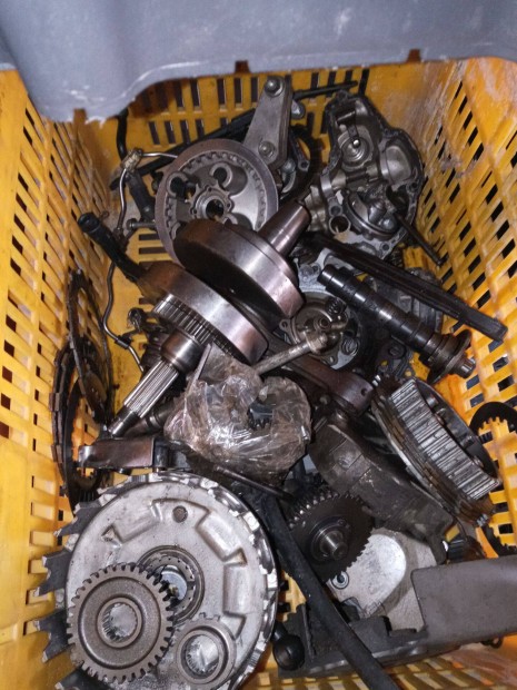 Honda Dominator 650 alkatrsz