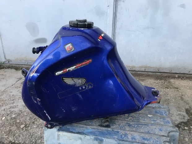 Honda Dominator NX 6550 tank