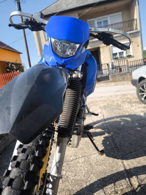Honda Dominator Nx 644 cm