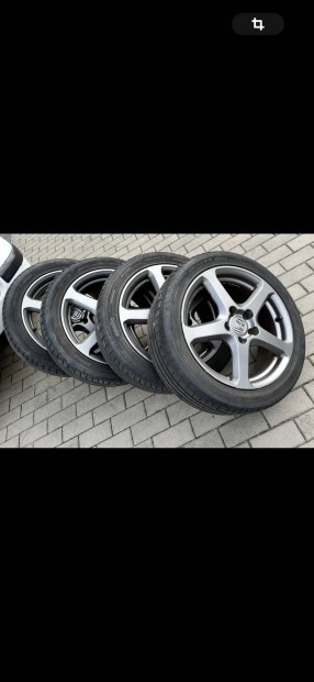 Honda Enkei 17" 5x114,3 mm Magnesium Szett Jó Gumikkal !