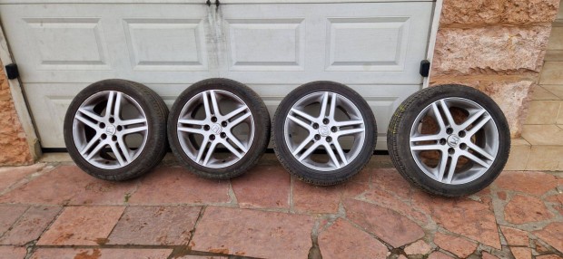 Honda Enkei (gyri)17x7J alufelni garnitra