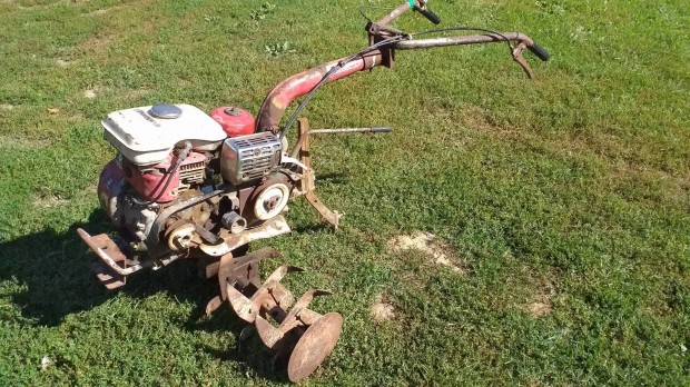 Honda F400 kerti traktor
