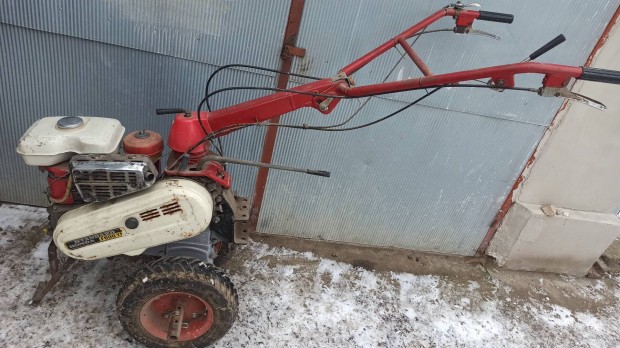 Honda F600 kerti traktor f 600 elad�