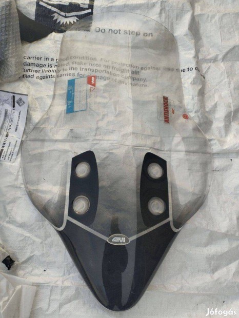 Honda Forza 250 Givi plexi