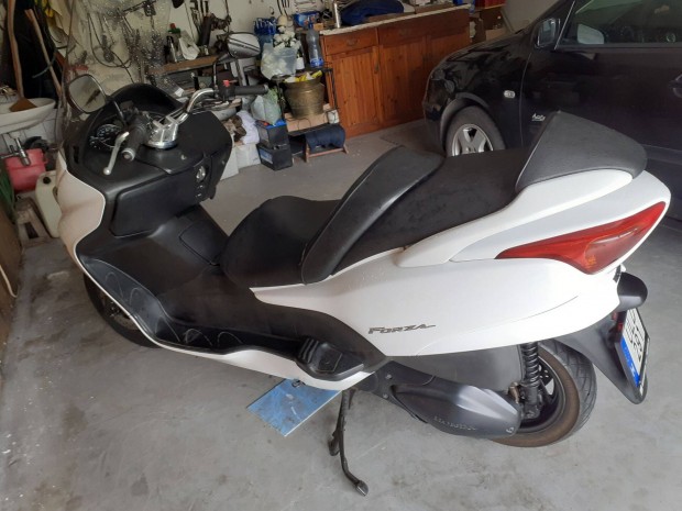 Honda Forza nagyrobog szezon vgi ron elad