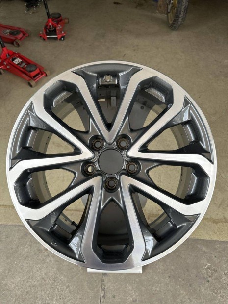 Honda Gyári felújított alufelni 18"