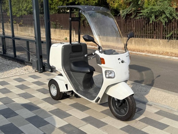 Honda Gyro Canopy 4 ütemű---Új gumik---Friss sz...