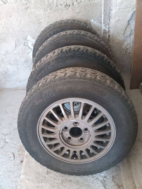 Honda HR-V elad�s ut�n maradt gy�ri alufelnis j� terepmint�s t�li garn