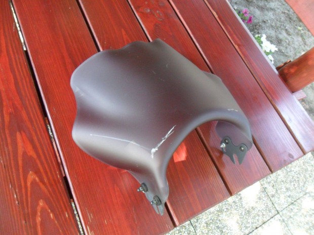 Honda Hornet 600-1999 oldal idomok-plexi elad�