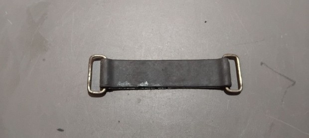 Honda Hornet 600 Akkumul�tor leszor�t�