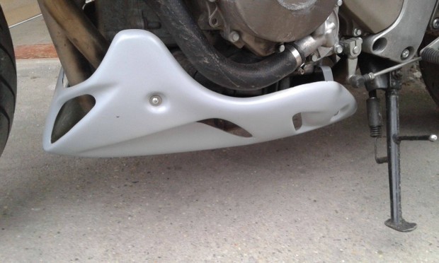 Honda Hornet 600 CB600F hasidom, hátsó sárvédő