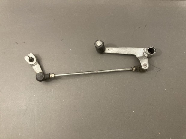 Honda Hornet 600 v�lt� kar