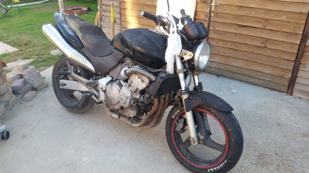 Honda Hornet bontott alkatrszek