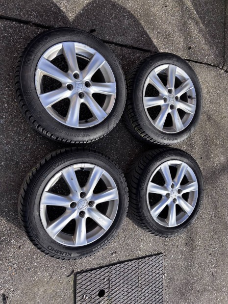 Honda Insight Jazz City alufelnik gumikkal