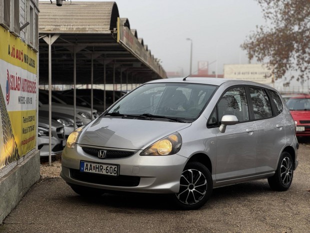 Honda Jazz 1.2 LS AC ITT s Most Akci!!!