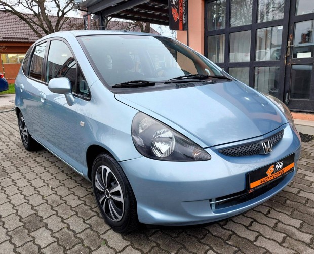 Honda Jazz 1.2 S My. 2005 134e KM. Szervízkönyv!