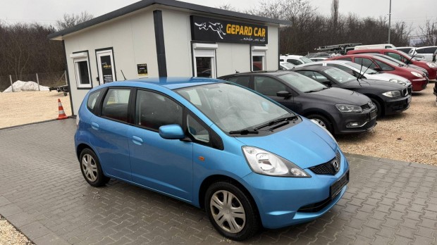 Honda Jazz 1.2 Trend Alkalmi V�tel. Friss M�sza...