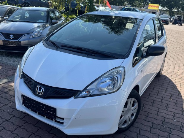 Honda Jazz 1.2 Trend Mrkaszervz ltal Vezetet...