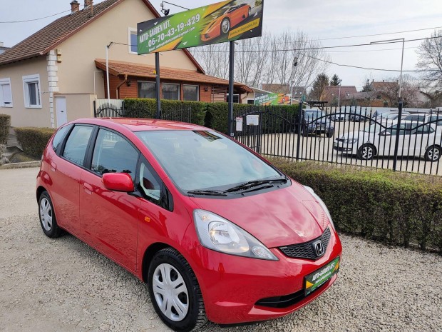 Honda Jazz 1.2 Trend Plus !Vezetett Szerv�zk�ny...