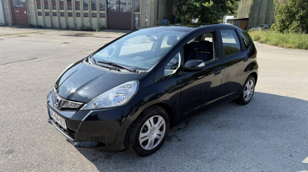 Honda Jazz 1.4 Elegance Alkalmi Vétel. Friss Mű...