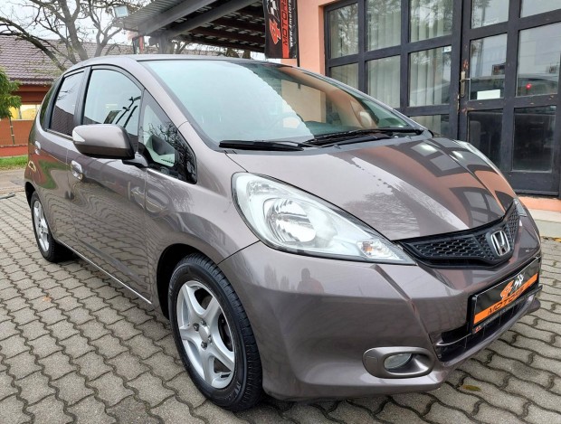 Honda Jazz 1.4 Elegance CVT Mrkaszervizben SZE...