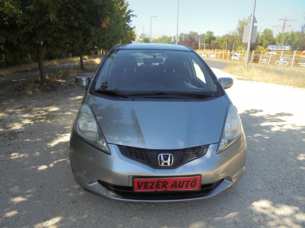 Honda Jazz 1.4 Elegance EL Tűkőr Behajtás Vonóh...