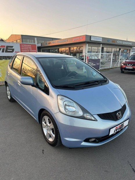 Honda Jazz 1.4 Elegance Klms Karabntartott SZ...