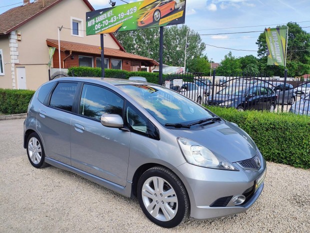 Honda Jazz 1.4 Executive Olajcsere . Fktrcsk...