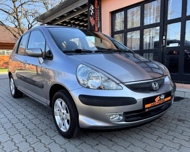 Honda Jazz 1.4 LS My. 2005 EL. Napfénytető. EL....