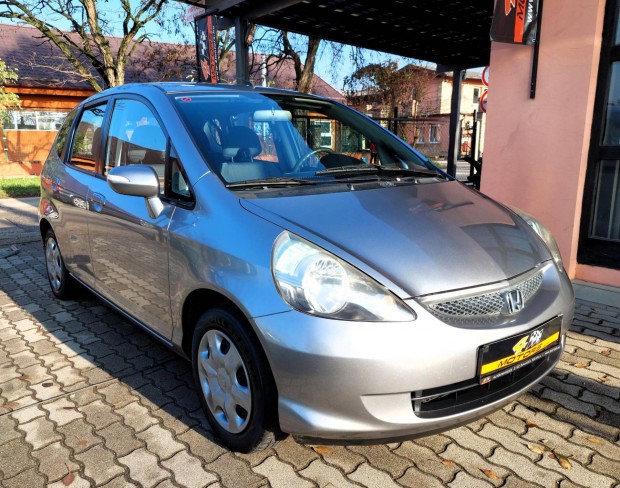 Honda Jazz 1.4 LS My. 2005 Gyári Fényezés !