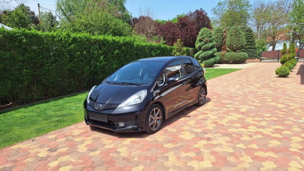 Honda Jazz 1.4 S SI Első tulajdonostól.végig ve...