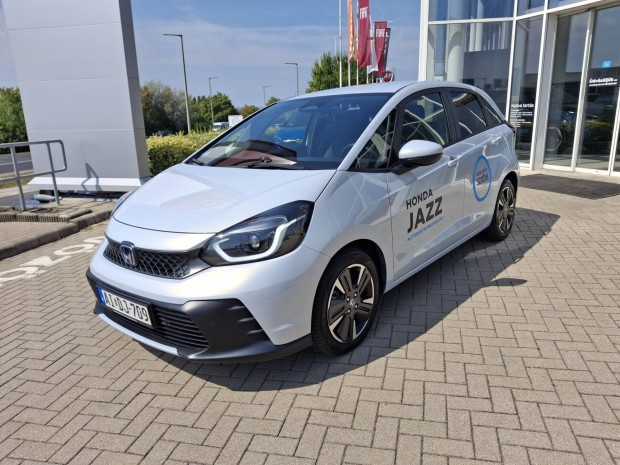 Honda Jazz 1.5 i-MMD Hybrid Advance ecvt Tesztaut