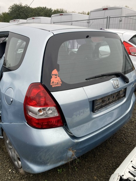 Honda Jazz bontott alkatrszei(2002-08)