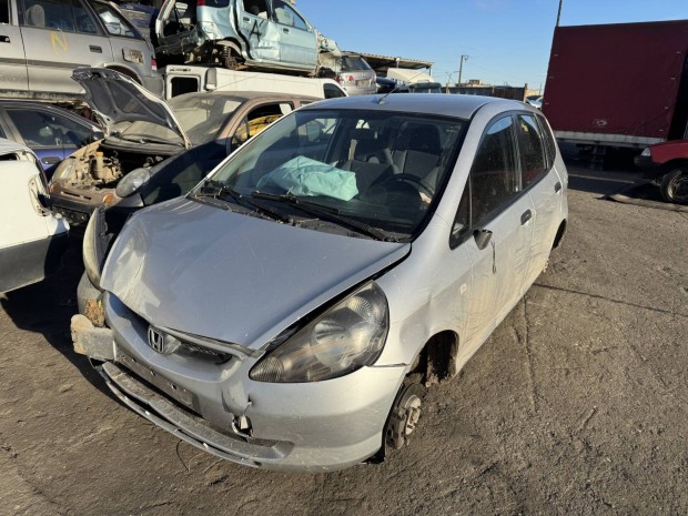 Honda Jazz bontott alkatrszek