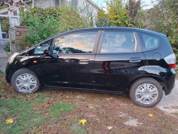 Honda Jazz elad�