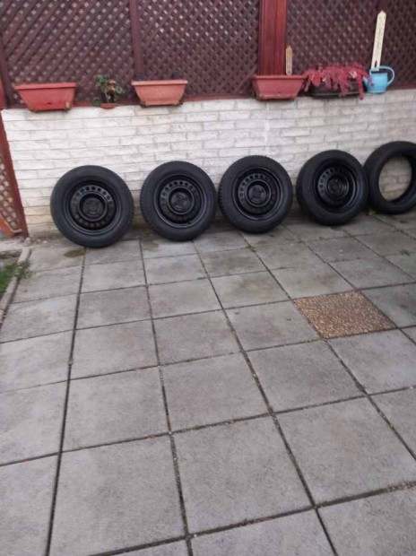 Honda Jazz tli gumik 4db