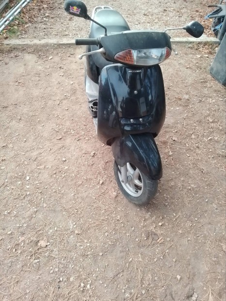 Honda Lead 100 alkatr�szek alkatr�sz 