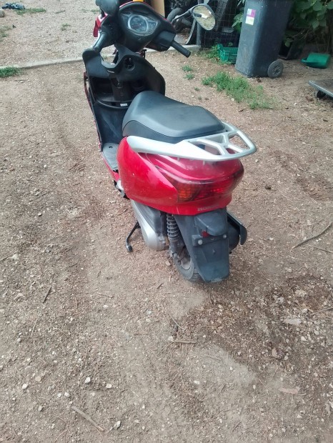 Honda Lead nhx 110 alkatr�szek