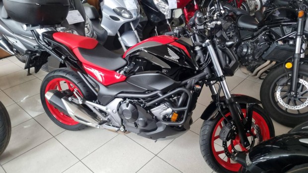 Honda NC 750 S 12 Hnap Garancia ABS